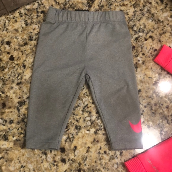 Nike dry fit 6/9 months pink and gray SOLD - Picture 4 of 5
